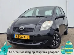 Zwart Gebruikt 2008 Toyota Yaris Hatchback | € 2.250 (Eerlijke prijs)