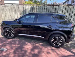 Zwart Gebruikt 2022 Peugeot 2008 Allure SUV | € 18.950 (Eerlijke prijs)