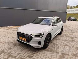 Wit Gebruikt 2019 Audi e-tron SUV | € 27.500 (Eerlijke prijs)