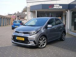 Grijs Gebruikt 2022 Kia Picanto X-Line Hatchback | € 13.850 (Eerlijke prijs)