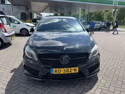 Zwart Gebruikt 2014 Mercedes A220 Prestige Stationwagen | € 11.249