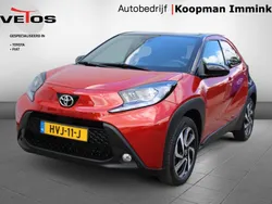Rood Gebruikt 2023 Toyota Aygo Premium Hatchback | € 19.445 (Goede deal)