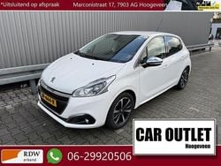 Wit Gebruikt 2016 Peugeot 208 GT-line Hatchback | € 6.750 (Eerlijke prijs)