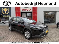 Zwart Gebruikt 2024 Toyota Corolla Cross Active SUV | € 35.249 (Eerlijke prijs)