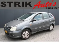Grijs, metallic lak Gebruikt 2003 Nissan Almera Tino MPV | € 989 (Super prijs)
