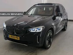 Zwart Gebruikt 2021 BMW iX3 Executive SUV | € 35.740 (Eerlijke prijs)