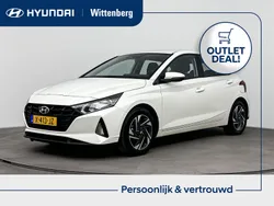Wit Gebruikt 2024 Hyundai i20 Comfort Hatchback | € 19.899 (Eerlijke prijs)