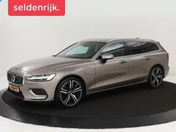 Grijs Gebruikt 2020 Volvo V60 Business Edition Stationwagen | € 22.900 (Eerlijke prijs)