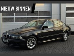 Zwart Gebruikt 2002 BMW 520 Exclusive Sedan | € 4.950 (Eerlijke prijs)