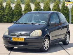 Zwart Gebruikt 2000 Toyota Yaris Sol Hatchback | € 1.750 (Duur)