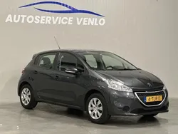 Grijs Gebruikt 2014 Peugeot 208 Access Hatchback | € 4.700 (Eerlijke prijs)