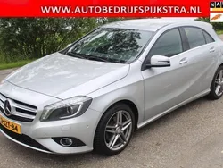 Grijs Gebruikt 2013 Mercedes A180 Ambition Hatchback | € 10.950 (Eerlijke prijs)