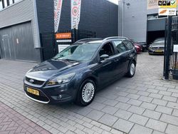 Grijs, metallic lak Gebruikt 2008 Ford Focus Titanium Stationwagen | € 2.999 (Iets duurder)