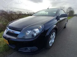 Zwart Gebruikt 2008 Opel Astra Cabriolet Enjoy Cabriolet | € 2.500 (Eerlijke prijs)