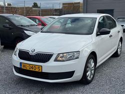 Wit Gebruikt 2013 Skoda Octavia Active Hatchback | € 7.950