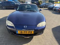 Blauw Gebruikt 2004 Mazda MX5 Exclusive Cabriolet | € 3.950
