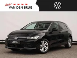 Zwart Gebruikt 2024 VW Golf VIII Edition Hatchback | € 31.400 (Goede deal)