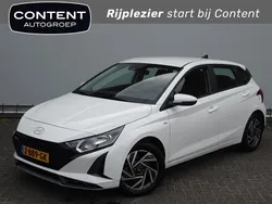 Wit Gebruikt 2024 Hyundai i20 Comfort Hatchback | € 18.940 (Eerlijke prijs)