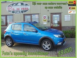 Blauw Gebruikt 2018 Dacia Sandero Stepway Hatchback | € 9.850 (Eerlijke prijs)