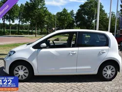 Wit Gebruikt 2019 VW up! Groove Hatchback | € 8.999 (Eerlijke prijs)