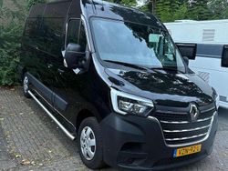 Zwart Gebruikt 2023 Renault Master Van | € 23.000 (Goede deal)