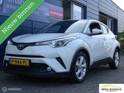 Wit Gebruikt 2019 Toyota C-HR SUV | € 22.900 (Eerlijke prijs)