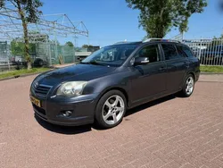 Grijs Gebruikt 2007 Toyota Avensis Stationwagen | € 1.699 (Goede deal)