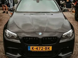 Zwart Gebruikt 2014 BMW 520 Executive Stationwagen | € 15.999