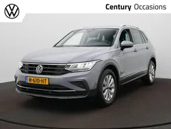 Grijs Gebruikt 2021 VW Tiguan Life SUV | € 30.795 (Eerlijke prijs)