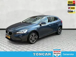Blauw Gebruikt 2019 Volvo V40 Stationwagen | € 16.895 (Eerlijke prijs)