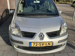 Grijs Gebruikt 2006 Renault Modus Luxe MPV | € 1.799 (Iets duurder)