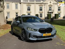 Grijs Gebruikt 2020 BMW 120 M Sport Hatchback | € 28.900 (Iets duurder)