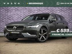 Groen Nieuw 2025 Volvo V60 Plus Stationwagen | € 59.899 (Goede deal)