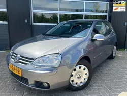Grijs Gebruikt 2008 VW Golf VI Trendline Hatchback | € 2.650 (Goede deal)