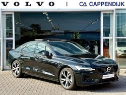 Zwart Gebruikt 2022 Volvo S60 R-Design Sedan | € 35.950 (Iets duurder)