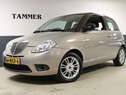 Beige, metallic lak Gebruikt 2011 Lancia Ypsilon Hatchback | € 4.950 (Duur)
