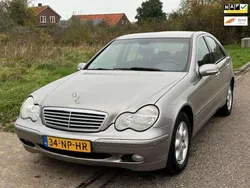Grijs Gebruikt 2004 Mercedes C200 Elegance Sedan | € 3.999 (Eerlijke prijs)