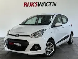 Wit Gebruikt 2015 Hyundai i10 Hatchback | € 5.950 (Eerlijke prijs)