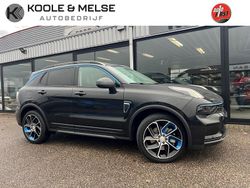 Zwart (metallic) Gebruikt 2022 Lynk & Co 01 SUV | € 20.650 (Eerlijke prijs)