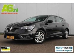 Black (tegne) Gebruikt 2019 Renault Mégane IV Stationwagen | € 11.999 (Goede deal)