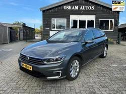 Grijs Gebruikt 2016 VW Passat Highline Stationwagen | € 15.950 (Eerlijke prijs)