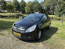 Zwart Gebruikt 2007 Opel Corsa Enjoy MPV | € 2.500 (Eerlijke prijs)