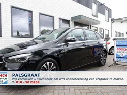 Zwart Gebruikt 2023 Mercedes 180 Sedan | € 32.500