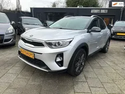 Zilver Gebruikt 2020 Kia Stonic SUV | € 15.750 (Eerlijke prijs)