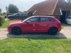 Rood Gebruikt 2018 Audi A3 Sportback Sport Hatchback | € 14.950 (Eerlijke prijs)
