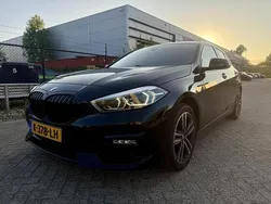Zwart Gebruikt 2021 BMW 120 Sport Line Hatchback | € 22.990 (Super prijs)