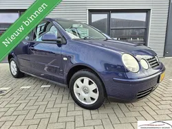 Blauw Gebruikt 2005 VW Polo Highline Hatchback | € 3.400 (Eerlijke prijs)
