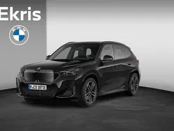 Zwart Nieuw 2025 BMW iX1 SUV | € 61.424 (Eerlijke prijs)