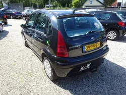 Zwart Gebruikt 2004 Citroën C3 Hatchback | € 1.195 (Goede deal)