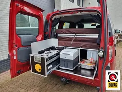 Rood Gebruikt 2020 Dacia Dokker Van | € 23.950